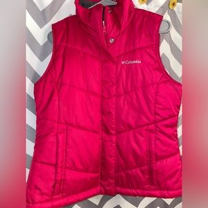 Columbia Puffer Red Vest | Barely Worn
